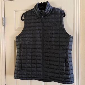The North Face Women’s ThermoBall Eco Vest – Black – XL – Lightweight Insulated
